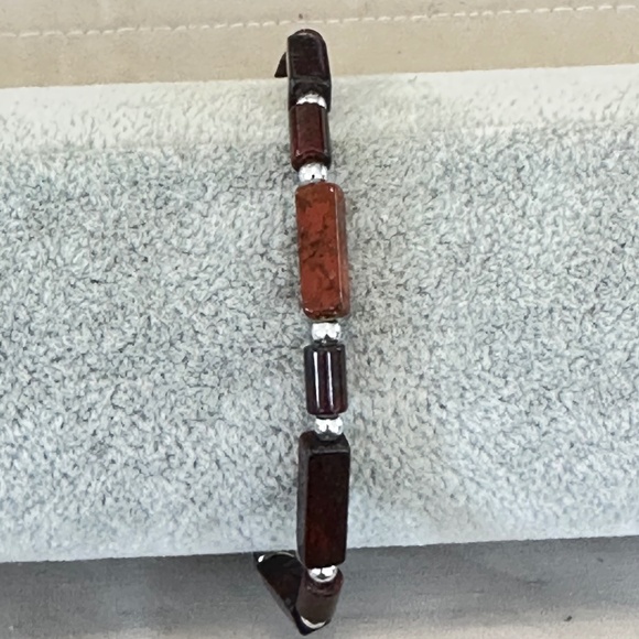 Poppy Jasper & Red Jasper Stone stretchy bracelet, w/Scorpio charm - Picture 5 of 16